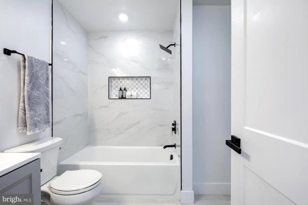 Brandnew Luxury Capitol Hill Apt! Near Free Trolly Washington Eksteriør billede