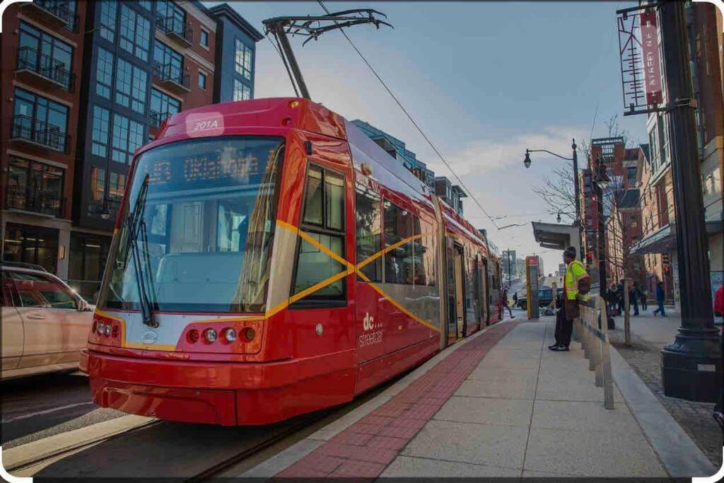 Brandnew Luxury Capitol Hill Apt! Near Free Trolly Washington Eksteriør billede